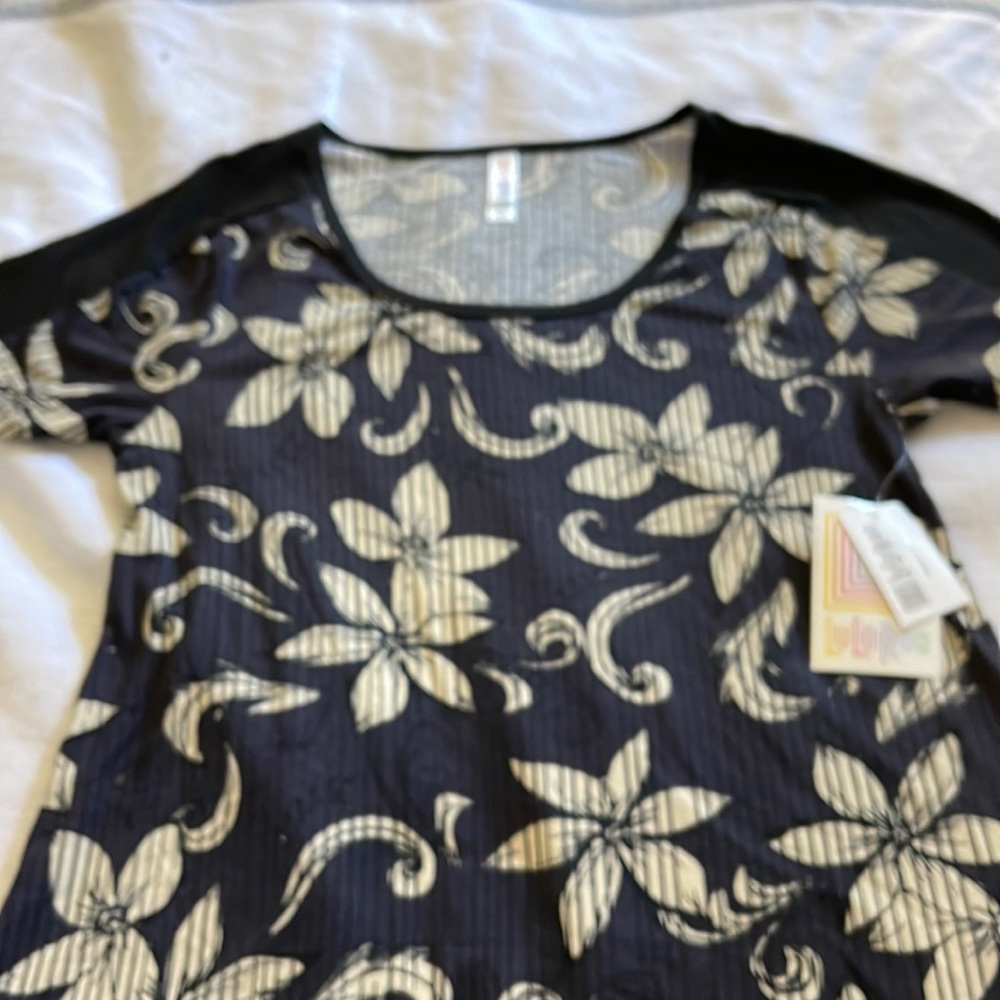 NWT LLR small class t shirt